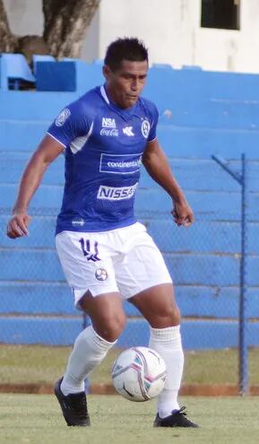 Osvaldo Martínez (34 años), Sol de América.