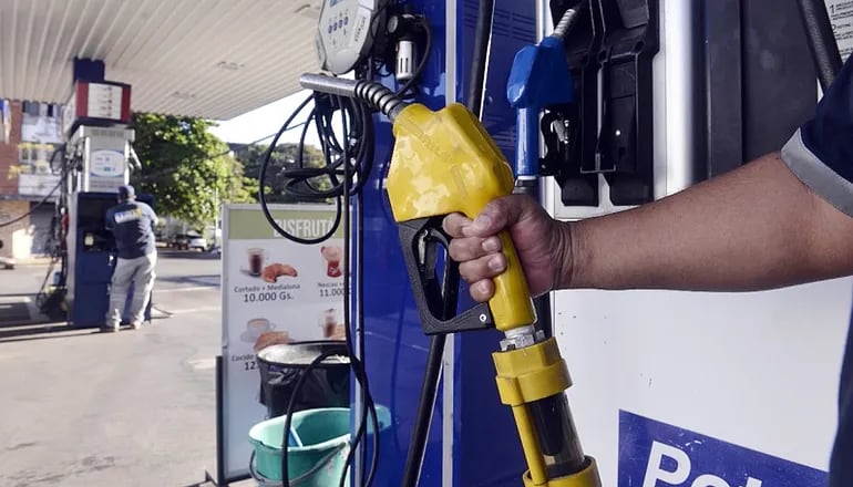 Las estaciones de servicio de Petropar tendrían los precios de sus combustibles  más bajos, anunciaron  autoridades.