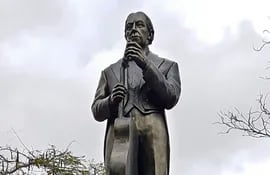 estatua-de-mangore-en-la-plaza-uruguaya-170538000000-1591342.jpg
