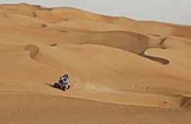 las-dunas-y-el-calor-en-el-desierto-de-liwa-fueron-los-principales-obstaculos-por-los-que-paso-nelson-sanabria--203107000000-1314794.jpg