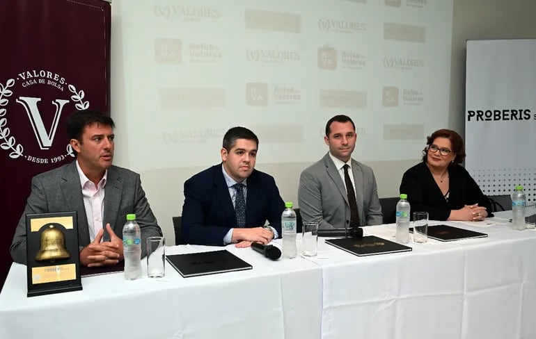 Eduardo José Borgognon, Mathías Angulo, Fidel Troche y Myriam Soliz.
