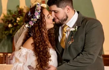 Felices y enamorados se casaron Alejandra María Domaniczky Meza y Alejandro Yamil Bittar Salomón.