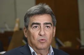 Diputado colorado Roberto González (FR).