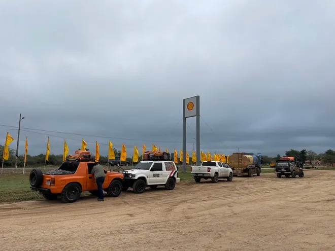Varias caravanas de fanáticos llegaron en los últimos días al Chaco para disfrutar del Transchaco Rally 2023.