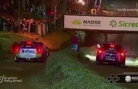 Momentos previos a la partida de la tanda en la que estuvieron Augusto Bestard-Leonado Suaya (Volkswagen Polo GTI R5) y Fabrizio Zaldívar y Marcelo Der Ohannesian (Hyundai i20 N Rally2) en el Circuito Master Sicredi, Parque ACCIE de Erechim, Brasil.