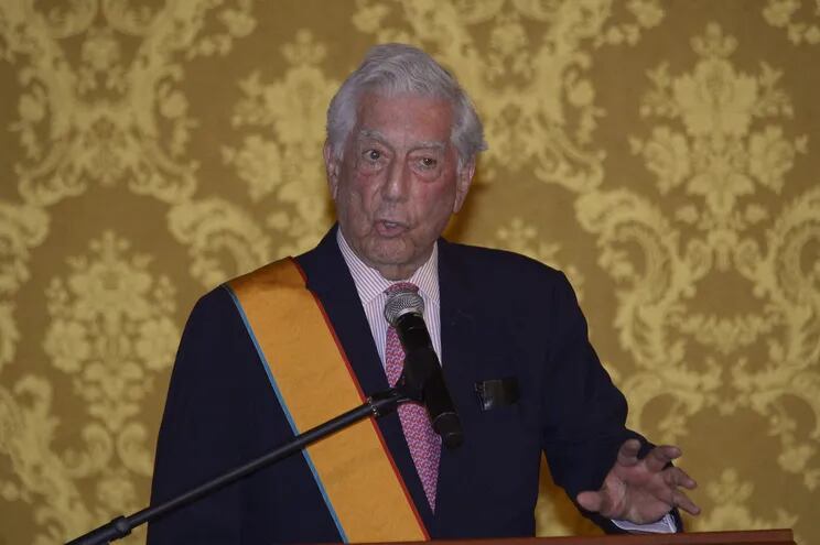 Entre este miércoles y jueves, el escritor Mario Vargas Llosa celebrará su introducción a la Academia Francesa. Será el primer autor que no escribe en lengua francesa que ingresará a la institución.
