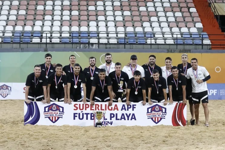 Libertad ganó la Segunda Etapa de la Superliga de Fútbol Playa. También ganó la Primera Etapa.