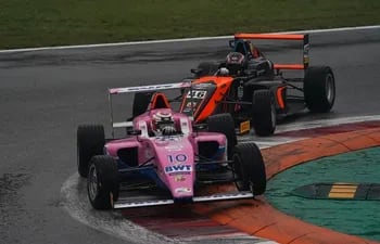 Joshua Duerksen se despidió de gran manera del Campeonato Italiano de la Fórmula 4, con muy buenas carreras el fin de semana en el autódromo de Monza, donde subió una vez al podio.
