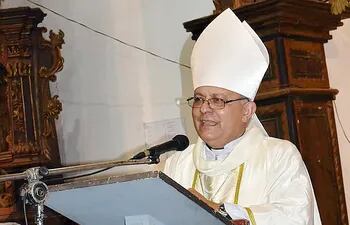 Monseñor Celestino Ocampo, obispo de la diócesis de  Carapeguá.