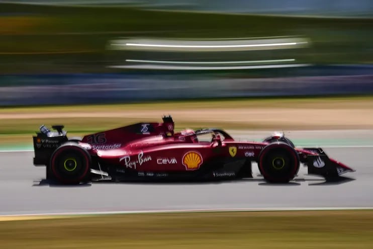 El piloto monegasco de Ferrari, Charles Leclerc, durante los terceros entrenamientos libres del Gran Premio de España de Fórmula 1.
