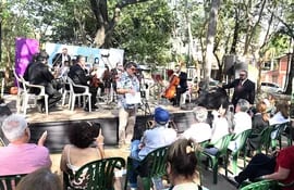 La plaza Manuel Ortiz Guerrero- José Asunción Flores será escenario del tradicional acto por el Día de la Guarania, desde las 10:00.