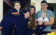 Hermosa familia. La cumpleañera Gaby Mena con su marido Cristhian Machuca y sus hijos Giulia, Anabella y Joaquín.