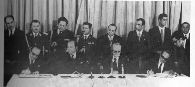El 26 de abril se cumplieron cinco décadas de la firma del Tratado de Itaipú en 1973 por los dictadores Emílio Garrastazu Médici (Brasil) y Alfredo Stroessner Matiauda (Paraguay)