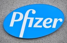Logo de la compañía Pfizer.