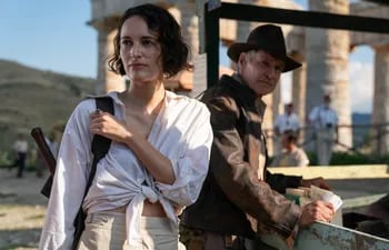 Phoebe Waller-Bridge y Harrison Ford en una escena de la quinta y última película de la saga Indiana Jones.