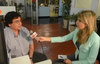 el-periodista-de-abc-color-candido-figueredo-fue-entrevistado-por-la-corresponsal-de-cnn-en-paraguay-sanie-lopez-garelli--143610000000-1378672.JPG