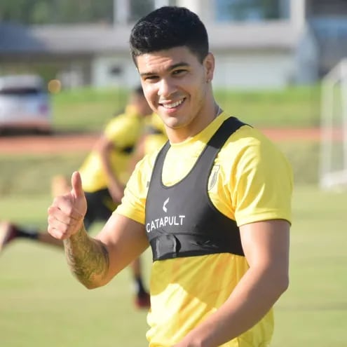 Fernández recién pudo representar a Guaraní en la Libertadores desde la fase de grupos.