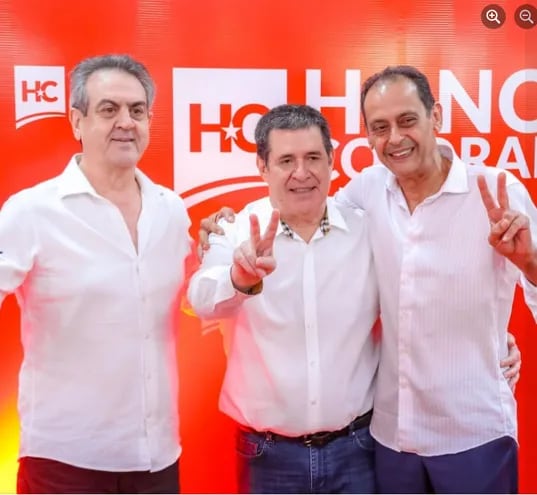 Yamil Sgaib, Horacio Cartes y Ángel Ramón Barchini.