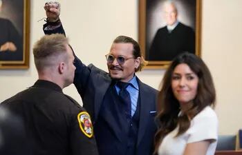 Tras conocer el veredicto, el actor Johnny Depp declaró que “lo mejor está por venir”.