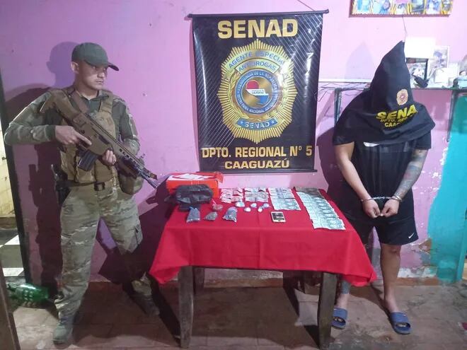 Tras operativo de agentes de la Senad, se detuvo a un hombre por microtráfico de drogas en Coronel Oviedo.