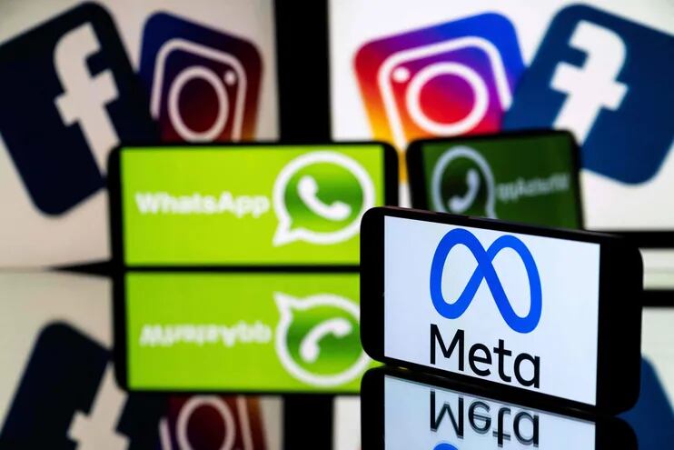 Logos de Instagram, Facebook, WhatsApp y su compañía madre, Meta.