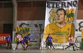Eterno en la memoria del deporte paraguayo, Darío Herrera fue homenajeado.