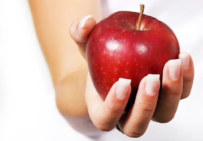 Las frutas, sobre todo las ricas en antioxidantes, son recomendables, para las personas con piel seca. Puedes utilizar los jugos de cítricos por la mañana. Foto: Pixabay.