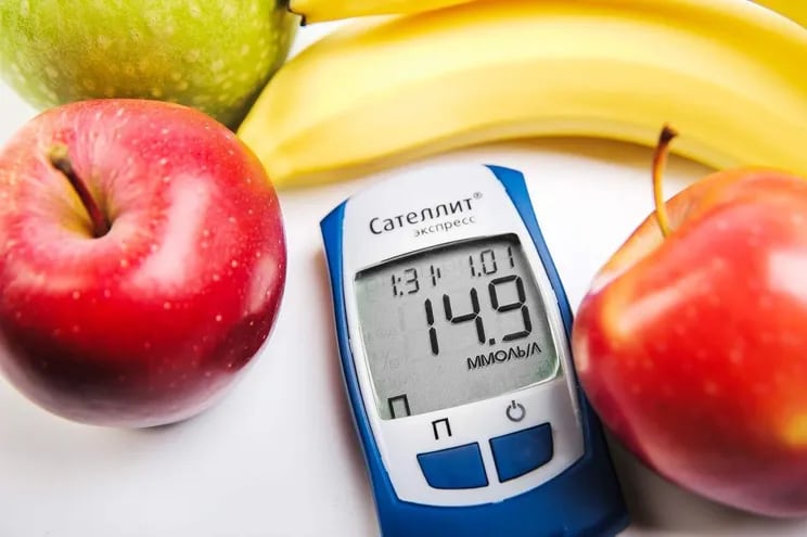 Consumir frutas y verduras todos los días y ejercitarse diariamente, al menos 30 minutos, pueden ayudar a prevenir la diabetes.