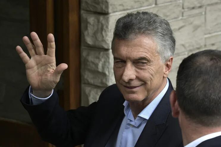El expresidente de Argentina, Mauricio Macri, podrá viajar de nuevo al exterior luego de que un tribunal le levantara hoy la prohibición de salida.