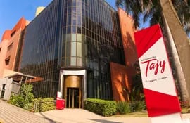 Sede central de Aseguradora Tajy, en Asunción, donde atienden a sus miles de clientes que buscan soluciones a sus necesidades.