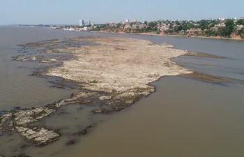 El río Paraguay mantiene el mismo nivel que el de ayer.