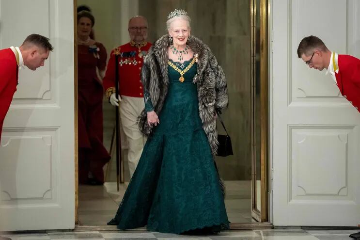 (FILES) Queen Margrethe II of Denmark arrives for a State Banquet at Christiansborg Castle in Copenhagen on November 6, 2023, on the occasion of a visit of Spain's royal couple to Denmark. Denmark's Queen Margrethe II announced in her traditional New Year's address on December 31, 2023 that she would be abdicating on January 14, 2024 after 52 years on the throne. (Photo by Mads Claus Rasmussen / Ritzau Scanpix / AFP) / Denmark OUT