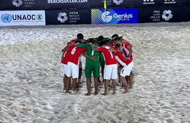 Paraguay perdió 6-4 ante Brasil en la final de la Neom Beach Soccer Cup.