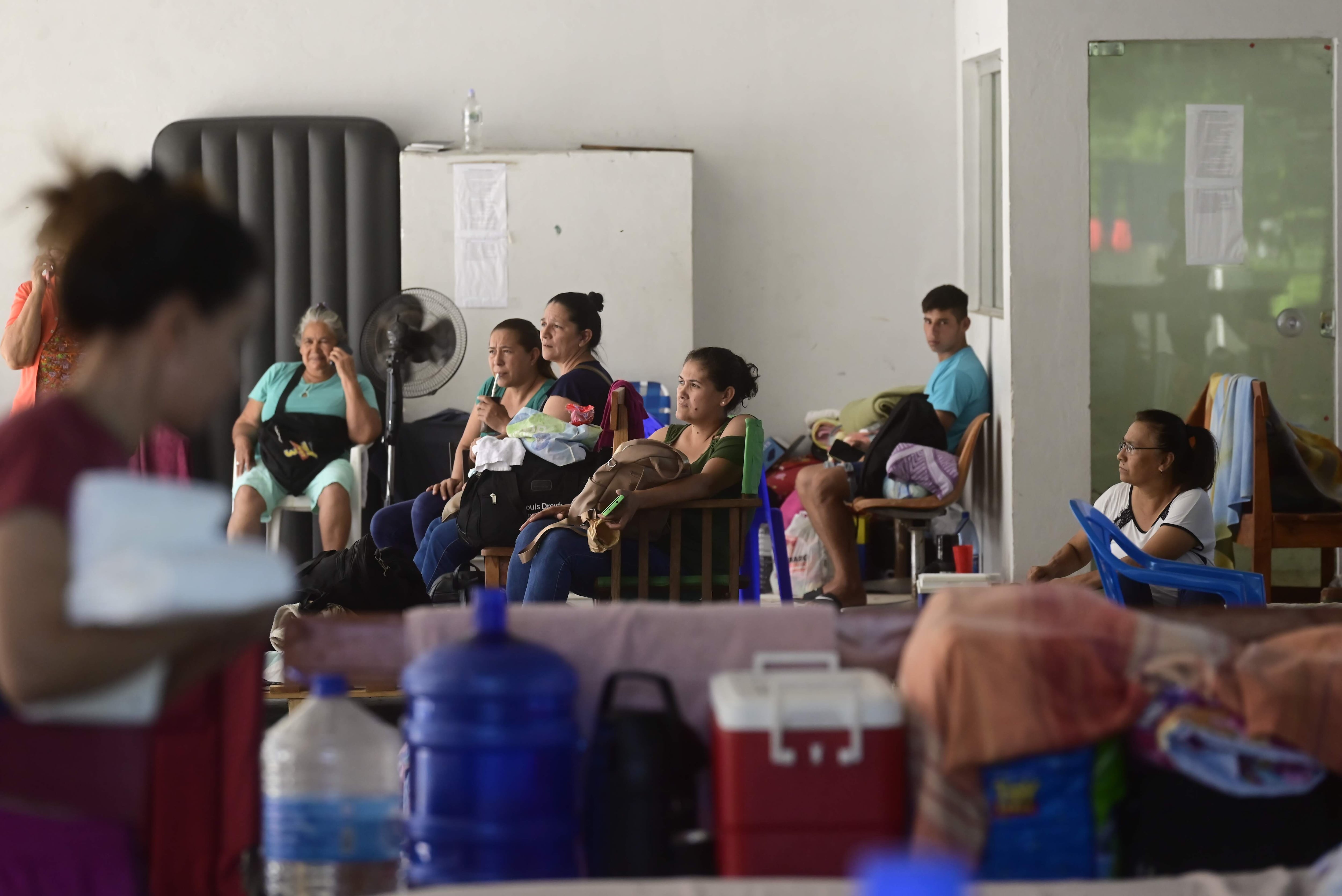 Familiares de pacientes están en permanente zozobra por falta de seguridad y de higiene en el albergue del Hospital Central del IPS.