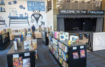 El Cybrarium de Homestead, Florida, ofrece a sus visitantes diversas actividades, más allá de los libros.