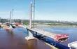 El puente que unirá Asunción con Chaco’i es una de las obras que sigue avanzando gracias a los bancos privados.