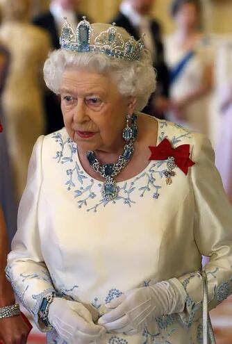 Fotografía de archivo (12/07/2017), de la reina Isabel II que ha muerto a los 96 años, anunció este jueves el Palacio de Buckingham.
