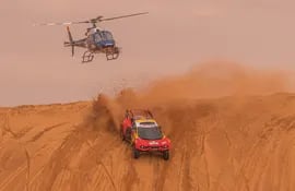 Una postal del Dakar 2023. El francés Sébastien Loeb y el belga Fabián Lurquin (BRX Hunter-Prodrive) sumaron una victoria más de etapa en esta edición.