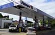 Los servicentros de Petropar aumentaron sus ventas porque expenden combustibles a precio más bajos y a pérdida, según voceros de emblemas del sector privado.