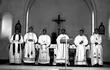 Primera misa en guaraní concelebrada por Mons. Felipe Santiago Benítez en 1969 en el Seminario Metropolitano.