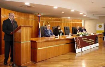 El presidente de la Corte Suprema César Diesel, en la habilitación del III Encuentro interinstitucional y de egresados de la Universidad de Bolonia en Latinoamérica.