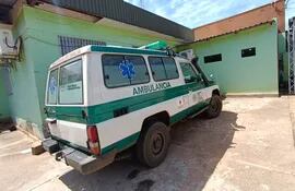 Los pacientes que desean utilizar la ambulancia del Hospital de Curuguaty deben conseguir combustible.