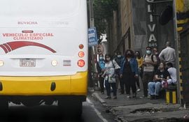 Los contribuyentes del país cada mes pagan más subsidios a transportistas del Área Metropolitana de Asunción, a pesar de la cuestionada prestación.