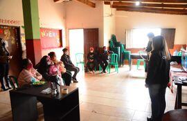 El taller se llevó a cabo este martes en el centro comunitario Santísima Trinidad del barrio San Miguel.