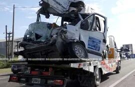 siete-personas-mueren-en-accidente-causado-por-un-camion-paraguayo-201451000000-537857.jpg