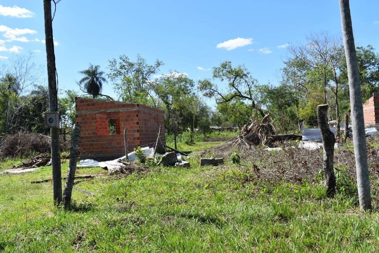 El último temporal agravó la situación muchas familias perdieron sus techos. 