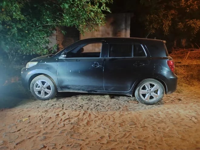 La Policía halló este vehículo robado que fue el utilizado en el frustrado asalto a una empresa en Fernando de la Mora.