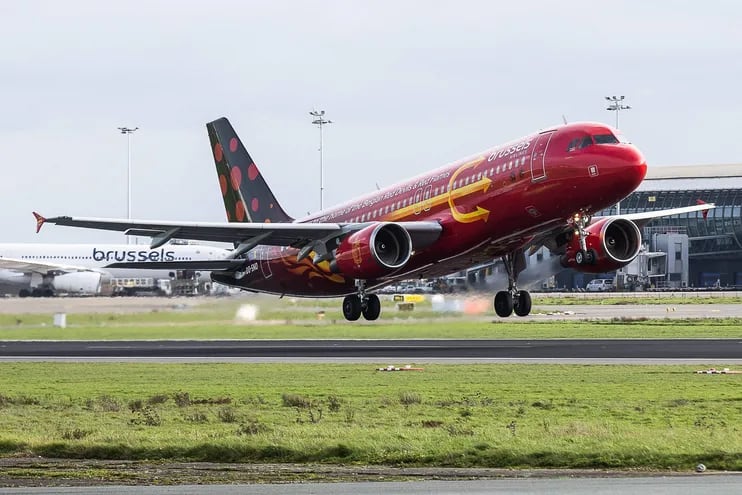 Un avión de Brussels Airlines repostado con queroseno sostenible salió por primera vez este domingo desde el aeropuerto de Bruselas con destino a la ciudad española de Málaga.