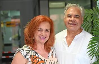 Amanda de Colombia y Ángel "Pato" García llegaron hasta ABC para invitar al concierto.