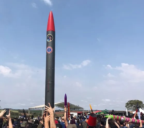 El Uruatu-I intentará convertirse en el primer cohete paraguayo en alcanzar los 3.000 metros de altura.
